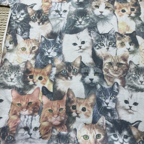 Men’s IML All Over Cat Print Graphic S/S Tee Shirt - Picture 3 of 11